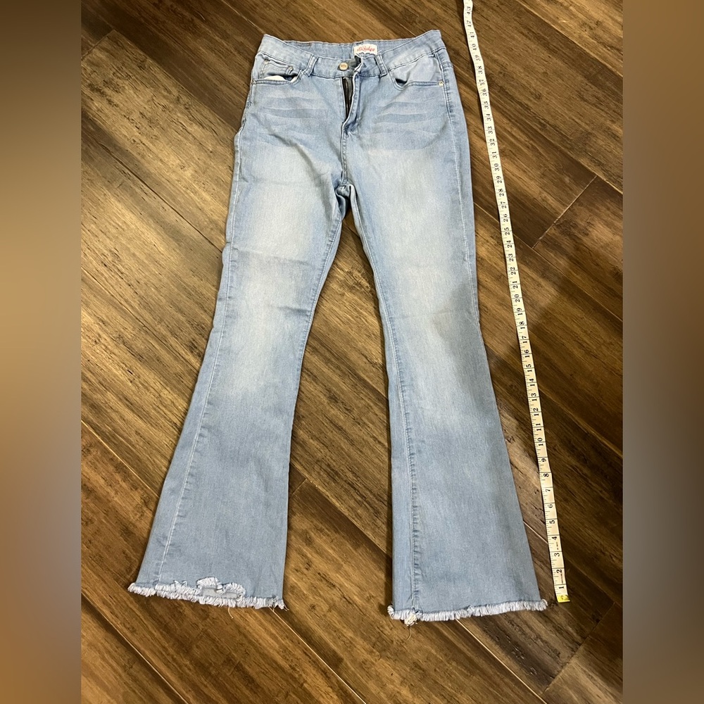 Ladies Red Bottoms pants light denim wash flare jeans sz 13/31